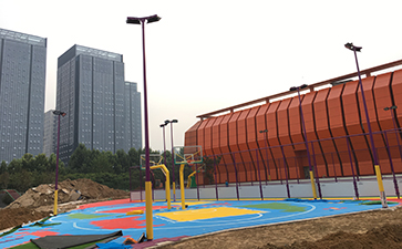 郑州中大门国际购物公园运动广场-篮球场灯光安装